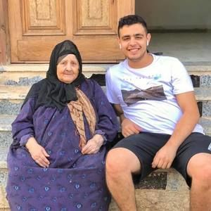 Meet your Posher, Ahmed